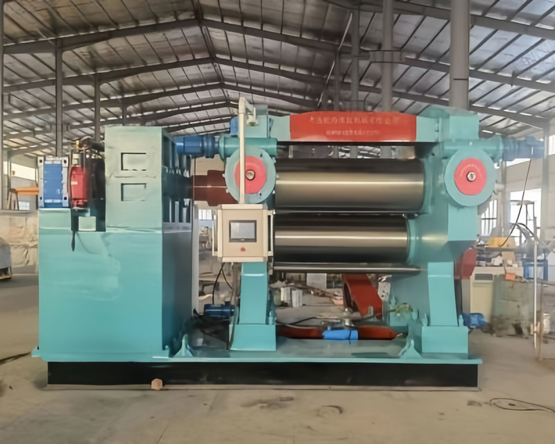 เครื่องรีดสามลูกกลิ้ง